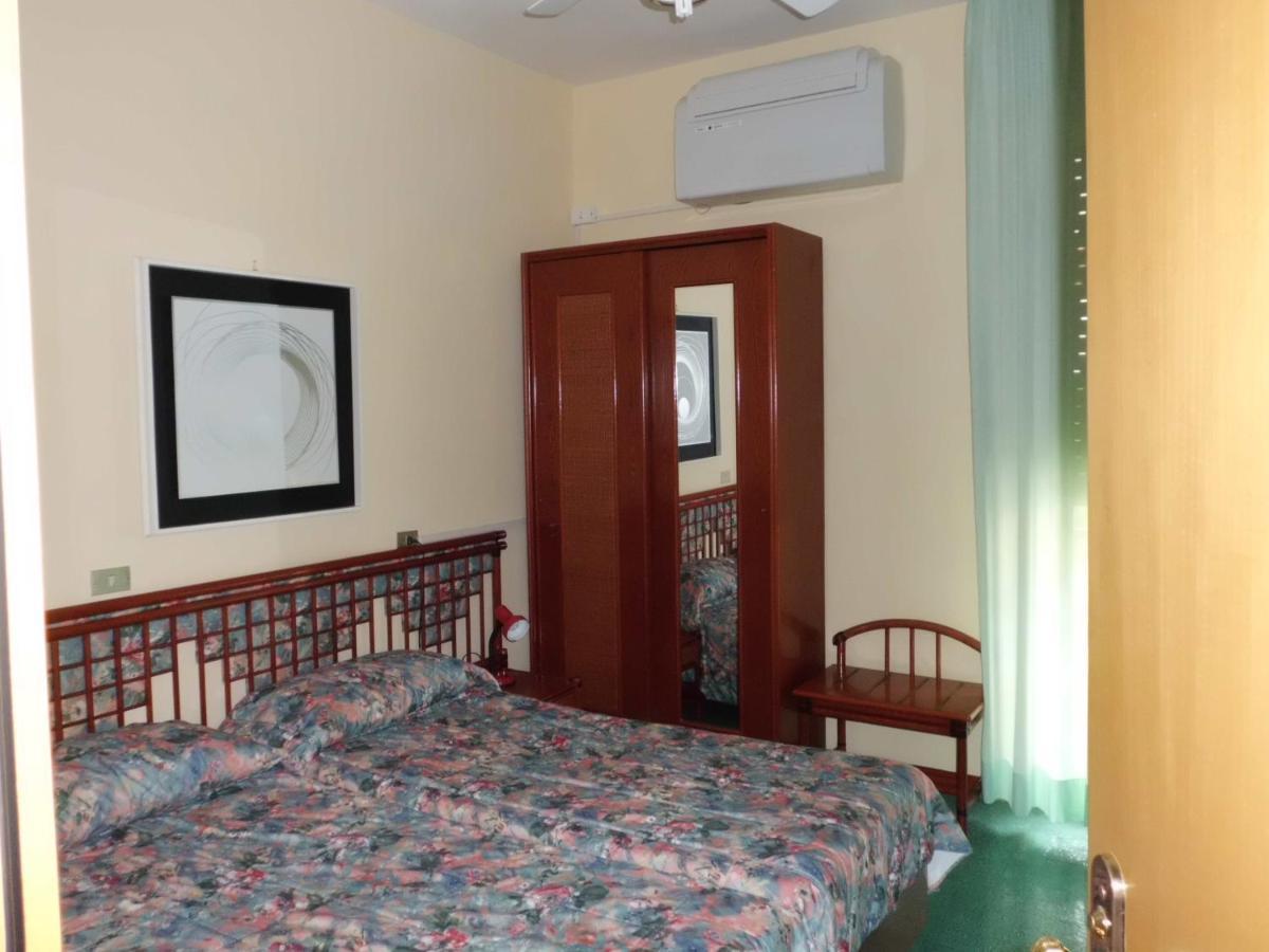 Fegina 3 Deluxe Bedrooms & Bathrooms 蒙特罗索阿尔马雷 外观 照片